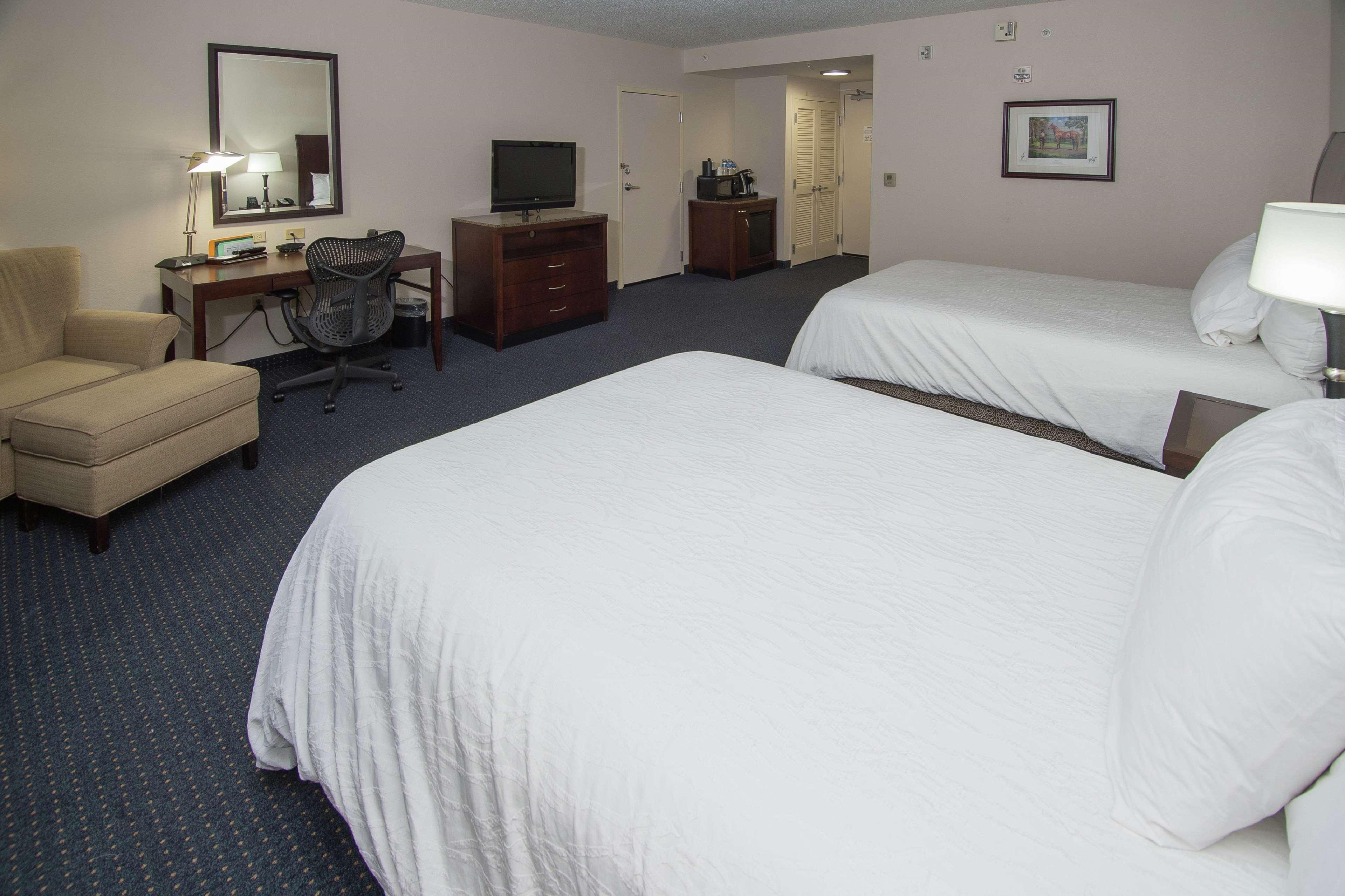 Hilton Garden Inn Lexington Georgetown Exterior photo
